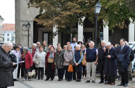 „Oktass és magyarul terjeszd az Isten igéjét